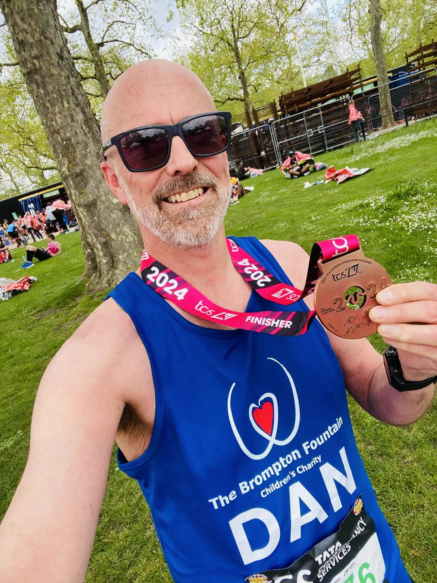 Congratulations to Dan Fotheringham who completed the #LondonMarathon in aid of our charity and raised £1050!! He ran on behalf of his son Samuel who had life saving heart surgery @RBandH. Well done and thank you for your fantastic fundraising. ❤️🥇💙 #MedalMonday #TeamBrompton