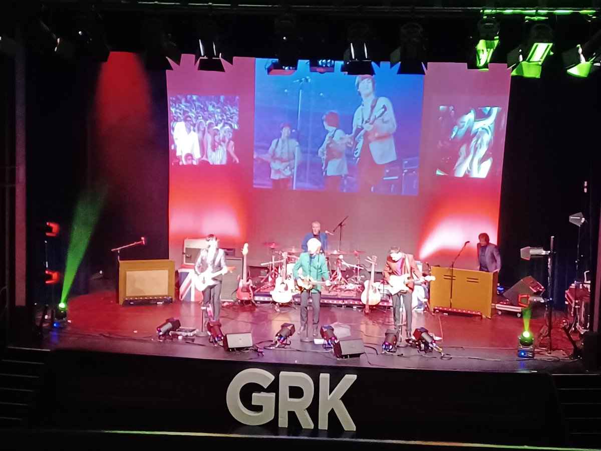 CultureLuc's tweet photo. @Longdike09 @MiamiBrisbane @EllenDG1975 @hanssepansie Goede groepen uit de sixties zingen nu nog. Nog maar 14 dagen geleden dat we naar de #Overtures geweest zijn. https://t.co/WnWLqvTGla