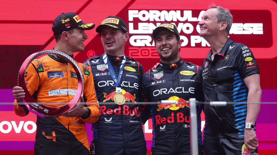 PEREZ BLAMES THE SAFETY CAR FOR P2 LOSS IN CHINA Sergio Perez has secured four podiums in five races so far in 2024, but could he have made it four 1-2 finishes this year for Red Bull in China? 🗞️ formulanerds.com/news/perez-bla… #ChineseGP #F1