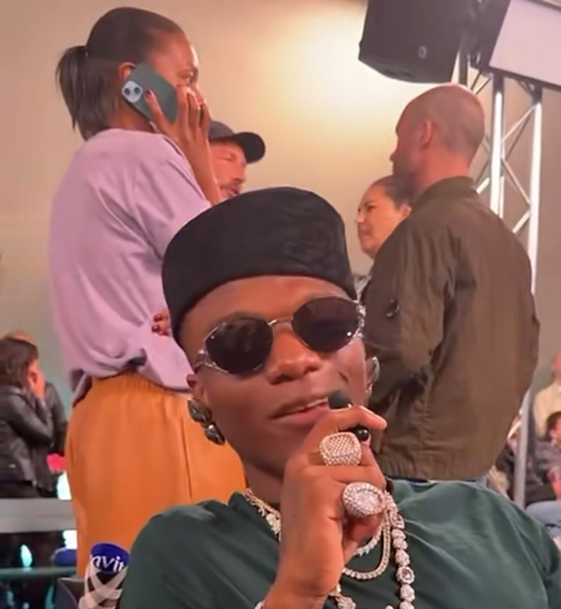 why wizkid dey wear butt plug for ein ear ? ninjas be taking this fashion thing too far these days, smh

who owns the toy sef ?