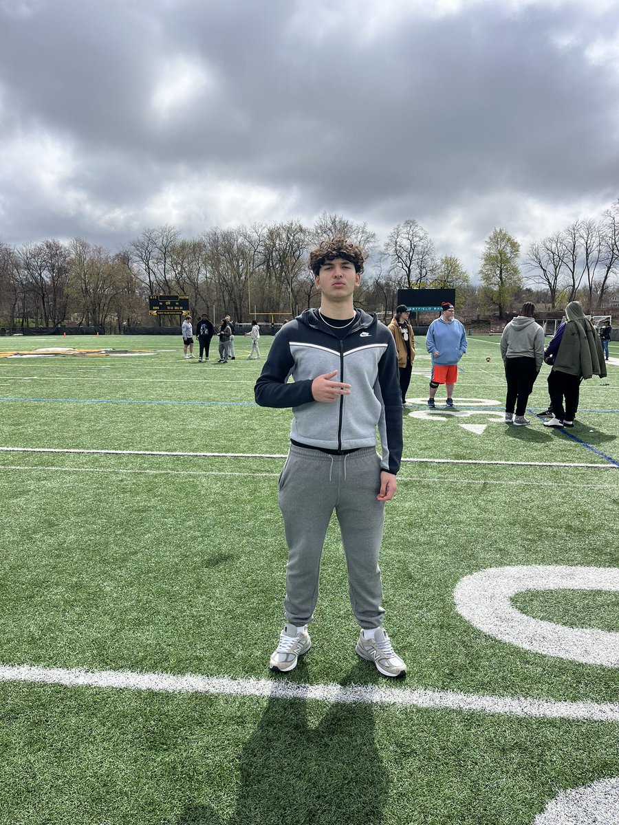 mateusdfe's tweet photo. Thank you @AICFootball for the  Junior Day Spring Game Invite! Had a great time and learned a lot more about the program! 

@CoachHulk54 
@SomervilleMAFB 
@_zboy23 https://t.co/dietaHyYHu