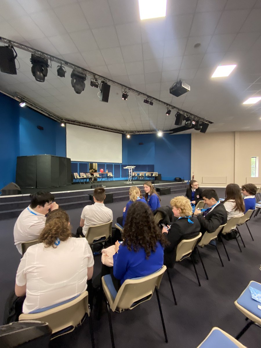 MissThorngate's tweet photo. Some excited Y9 pupils at their first debating competition! https://t.co/uUXmgbidPn