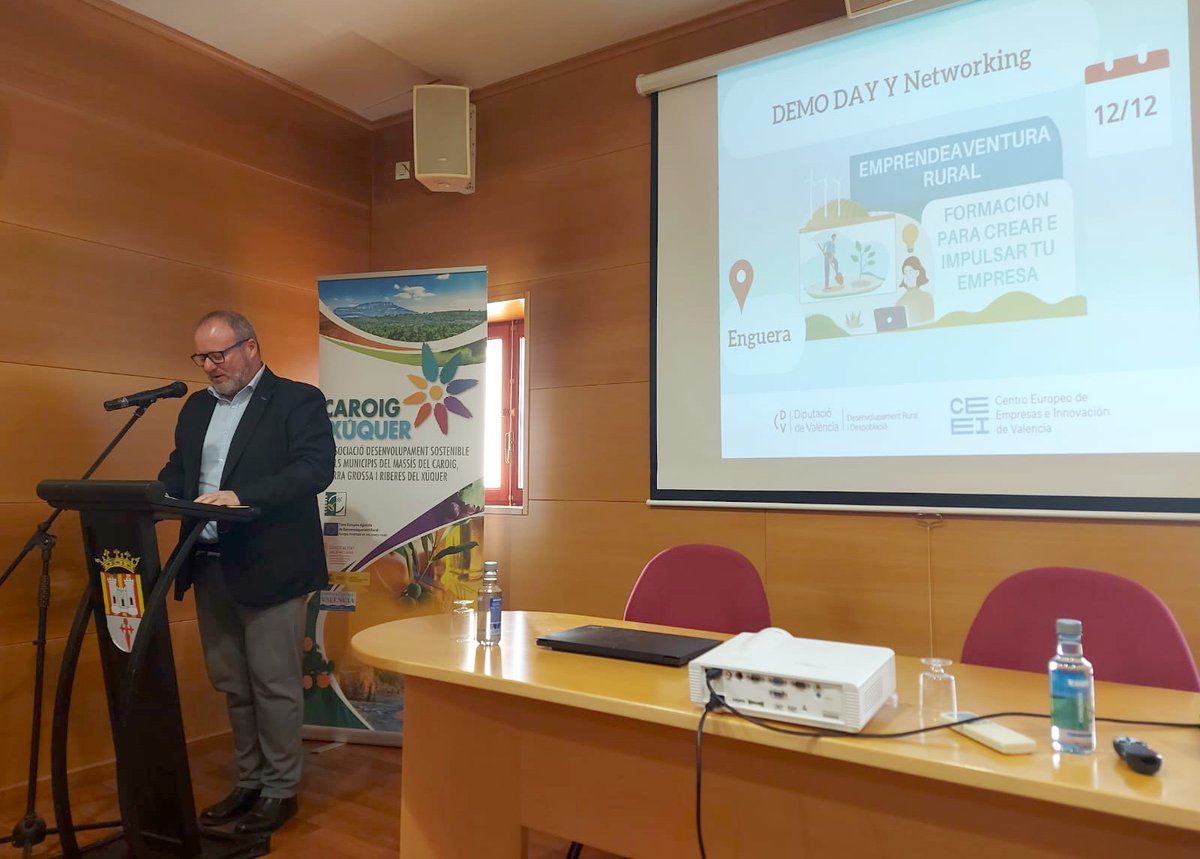 AgroNewsCV's tweet photo. La @dipvalencia y @ceeivalencia lanzan el programa EmprendeAventura Rural 2024 para crear empleo en zonas despobladas

https://t.co/ksnTdK3ION https://t.co/dAI0pdEKtR