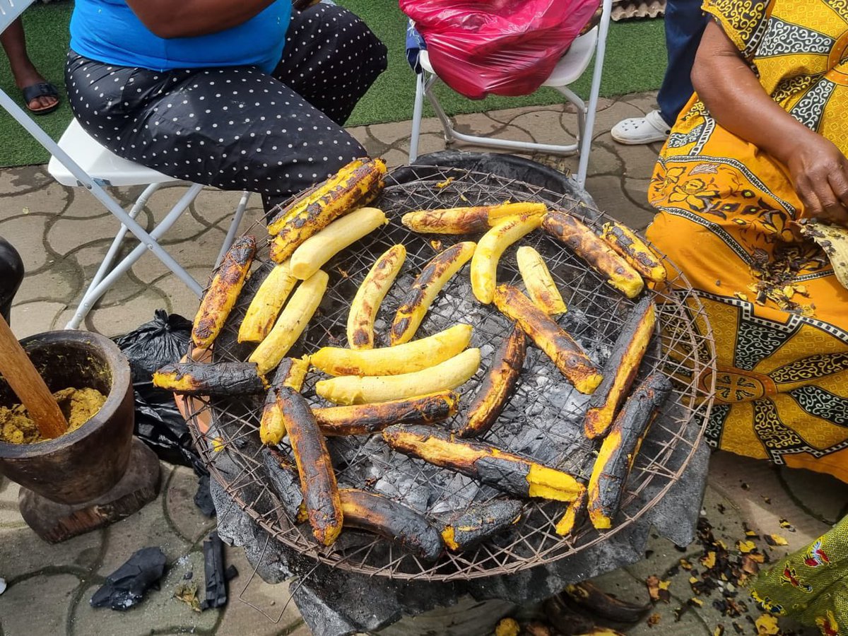 Ghanaian cuisines from the farm straight to the table. A way to promote Ghanaian dishes !! #FeastGhana