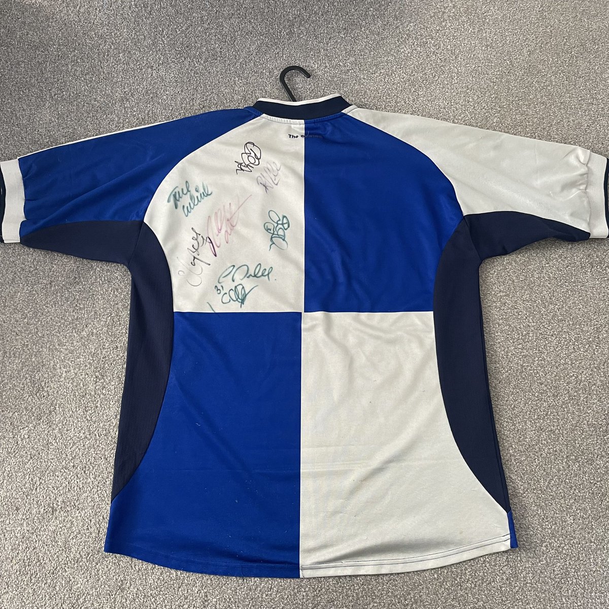 GASHEADS!

I currently have these for sale! Send us a DM if you’re interested or for more info!

<a href="/charlie_hayne96/">Charlie Hayne</a> <a href="/0contextrovers/">No Context Bristol Rovers</a> @GasAwayDays <a href="/GasCastPodcast/">GasCast</a> 

#bristolrovers #rovers #gashead