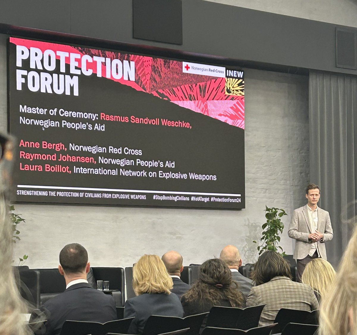 Today, we are at the #ProtectionForum2024, hosted by @rodekorsnorge @explosiveweapon, with @NPAdisarm, discussing strengthening the protection of civilians from explosive weapons. @waadalkateab & @Hamza_Alkateab will be addressing the audience today.