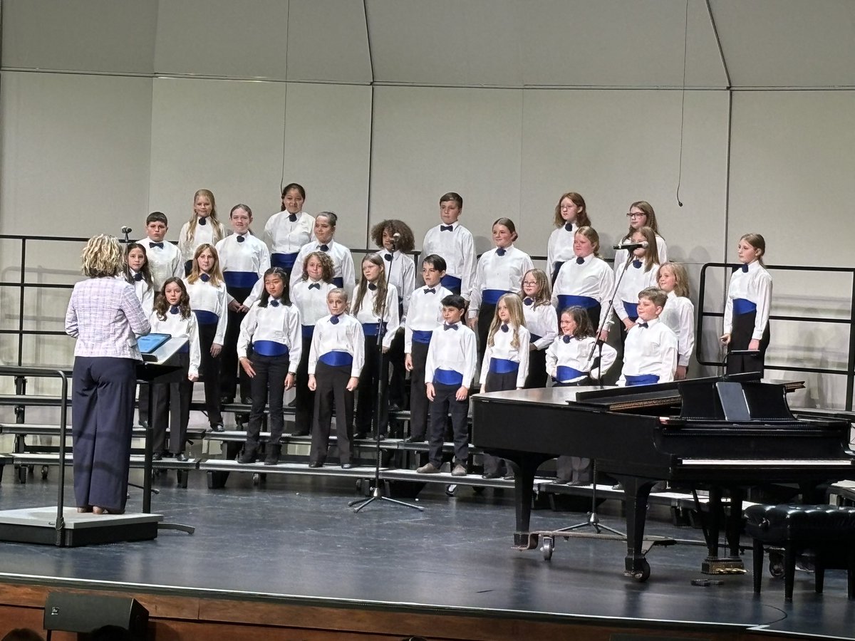 Lana Luttrell tweet media