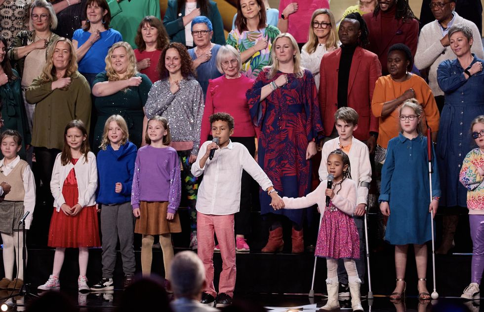 - Stealing everyone's hearts, Ravi's Dream Team choir received a Golden Buzzer from Alesha Dixon as 8 year old brain tumour patient Ravi led a choir of friends, family and other children from the brain tumour community with a rendition of A Million Dreams.