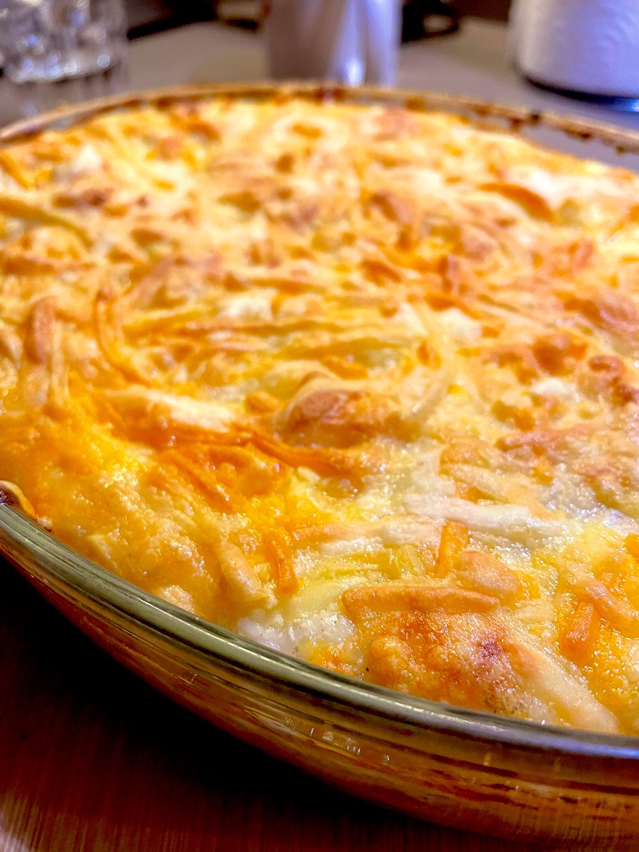 Decidir fer lasanya a 2d10h de la nit no és un bona estratègia per intentar sopar d’hora. Pro bueno… Et voilà!…