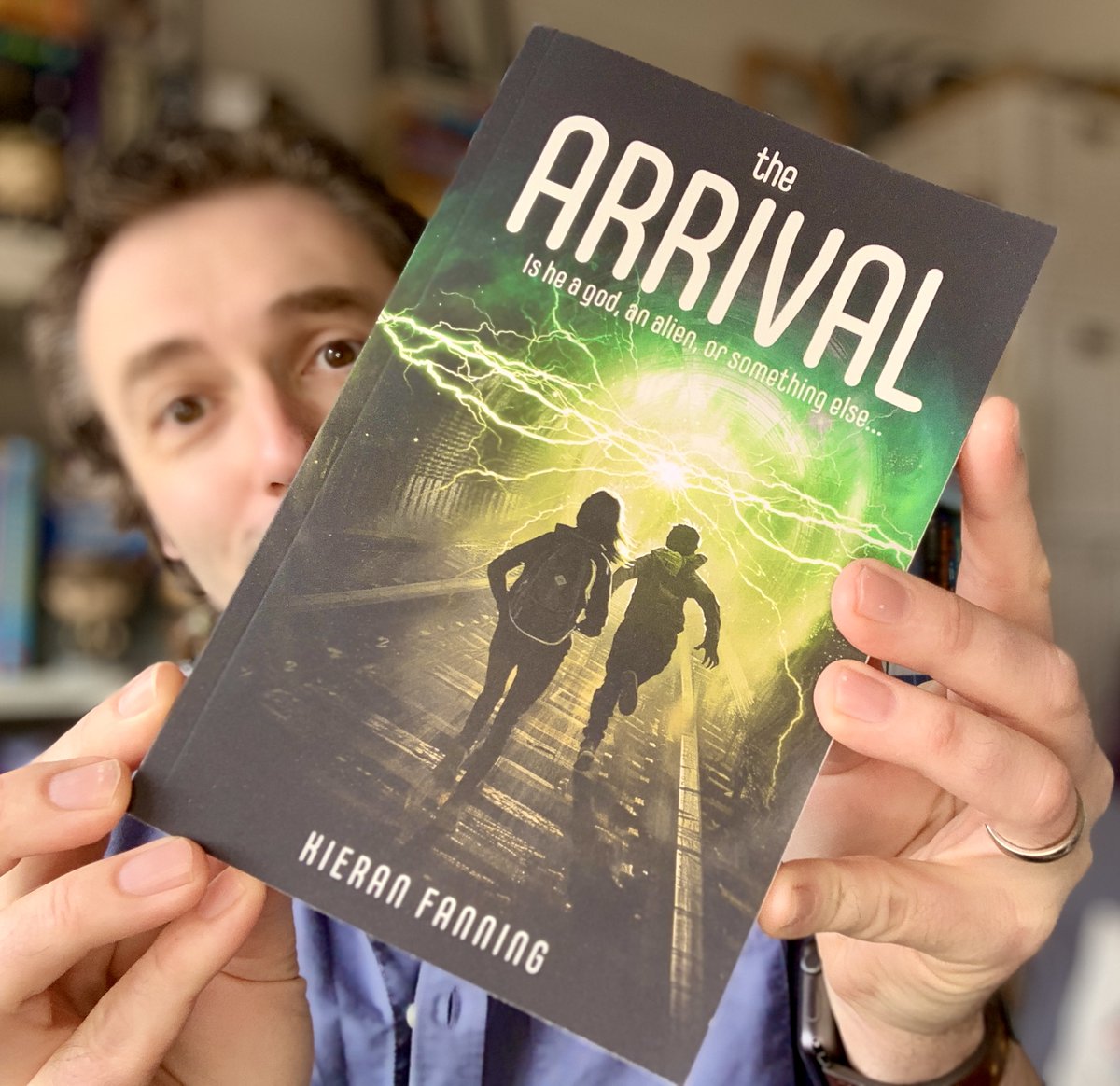 'The Arrival' is the new release from @KieranJFanning. I love Kieran's work. This looks and sounds like another corker. I can't wait to find out what's going on! Wishing Kieran - an absolutely top bloke - the best of luck with his new adventure. Book Cover by Jolua