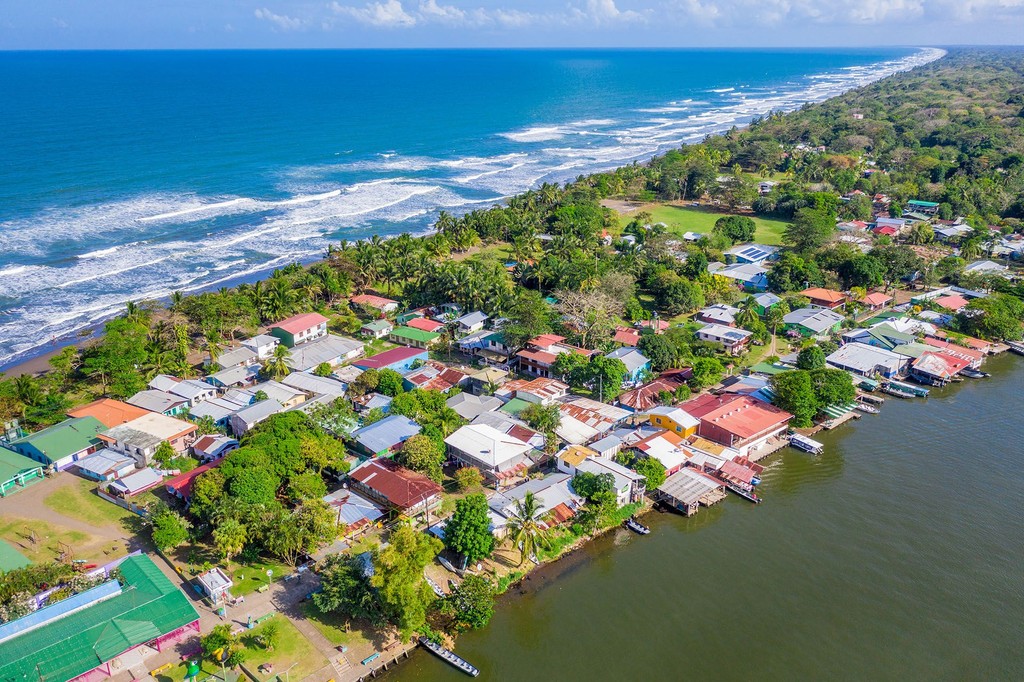 On our Adventure to Tortuguero trip, you'll explore the lush rainforest, observe sea turtles nesting, and experience the local lifestyle. bit.ly/3xTeACV