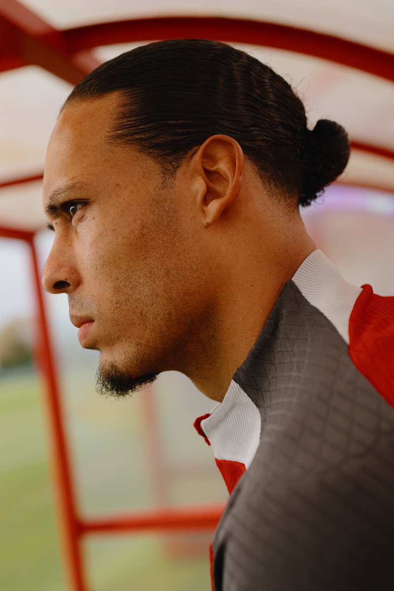 stehalliwell_'s tweet photo. more work for @nikefootball 
this time with the big man... @VirgilvDijk https://t.co/RUNRFp8in1