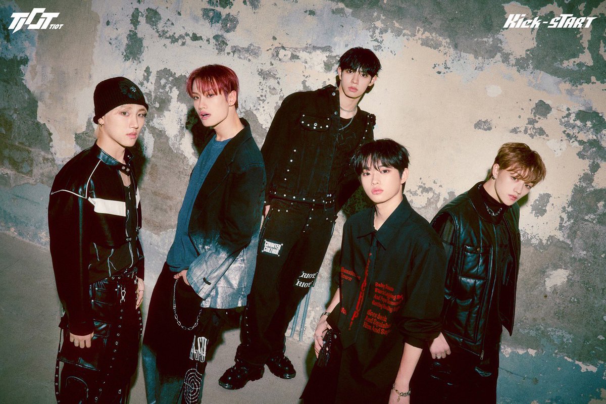 around_ent's tweet image. เดบิวต์ 5 หนุ่ม “ทีไอโอที (TIOT)” จากเกาหลีใต้ ส่งเพลง 'ROCK THANG (ร็อก แทง)' ให้กำลังใจคนรุ่นใหม่ผ่านเสียงเพลง

📍 youtu.be/ipSUlGEfwCQ

อ่านข่าวเพิ่มเติม
📍 facebook.com/10006348472399…?

#TIOT #티아이오티
#Kick_START #ROCKTHANG
#김민성 #KIMMINSEOUNG
#금준현 #KUMJUNHYEON
#홍건희