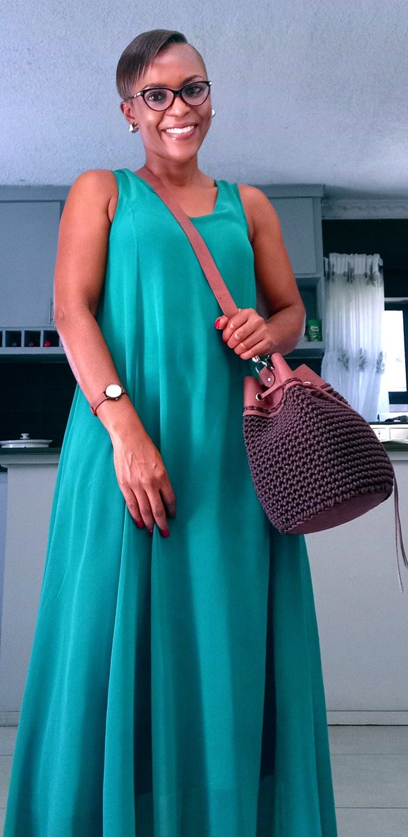 KraftsQueen's tweet photo. I'm so excited to share my new crochet bag designs with you ☺️. With genuine leather finishing, they're sure to turn heads wherever you go. It's definitely the perfect Mother's Day gift!

Price $55
DM or WhatsApp+263713731215 to order

#crochet #handmade #bucketbag https://t.co/zMKvzk89es