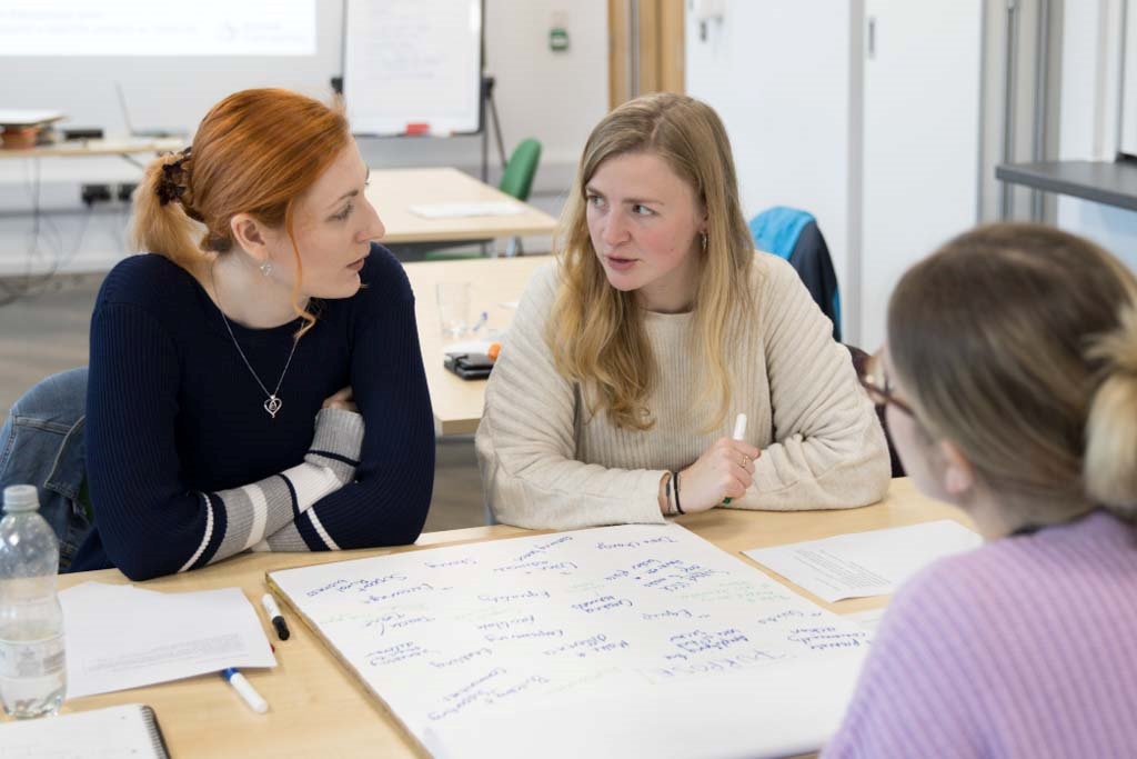 Aged 16-25? Become a young #volunteer community researcher with @Action_Hampshire & help look into the progress of our groundbreaking #YouCAN #youth #climate scheme, thanks to @TNLComFund lottery players. Online info session 7 May. Sign up by 31 May. bit.ly/4cXCk91
