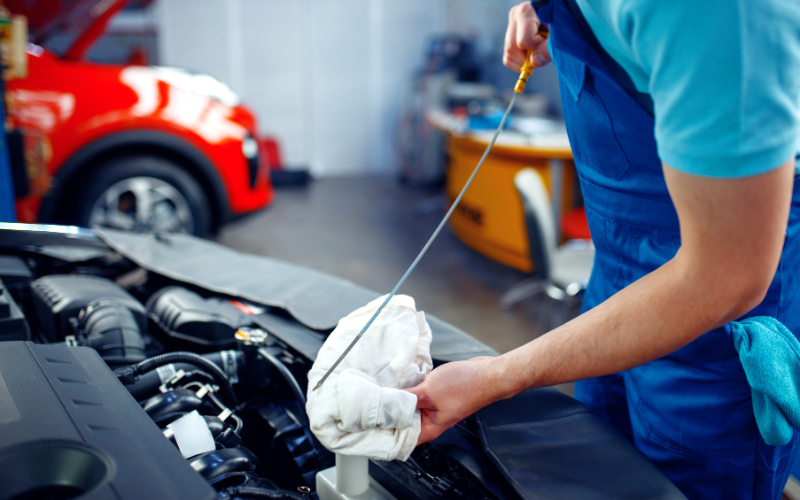 🔧 CAR SERVICING 🔧 A regular service is essential for your car's safety, reliability, and fuel economy. It also preserves your trade-in value should you decide to sell. Book your service in just a few steps >> bit.ly/3RgQzgz #VertuMotors #Service