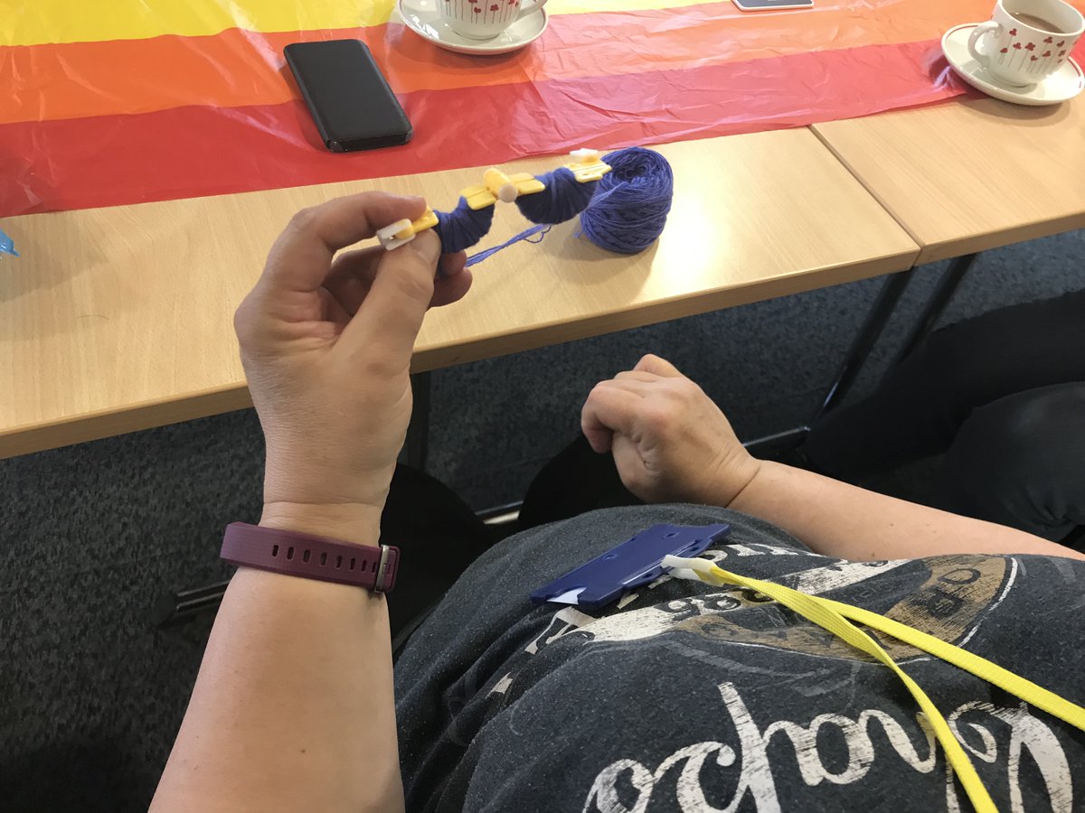 Carers at our Hilton group enjoyed making pom poms at Fridays meeting 😊 A special thank you to our attendee ‘Ann’ for providing all the wool and equipment 💜