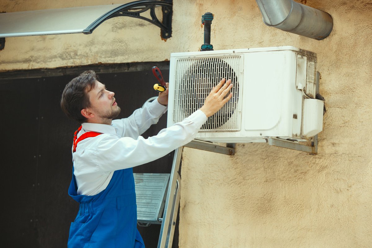 SERVSQUARE offers reliable and professional air conditioning services to keep your home cool and comfortable. Trust our experts for installation, repair, maintenance, and more. servsquare.com

#airconditioningservices
#servsquare
#hvac
#acrepair
#acinstallation