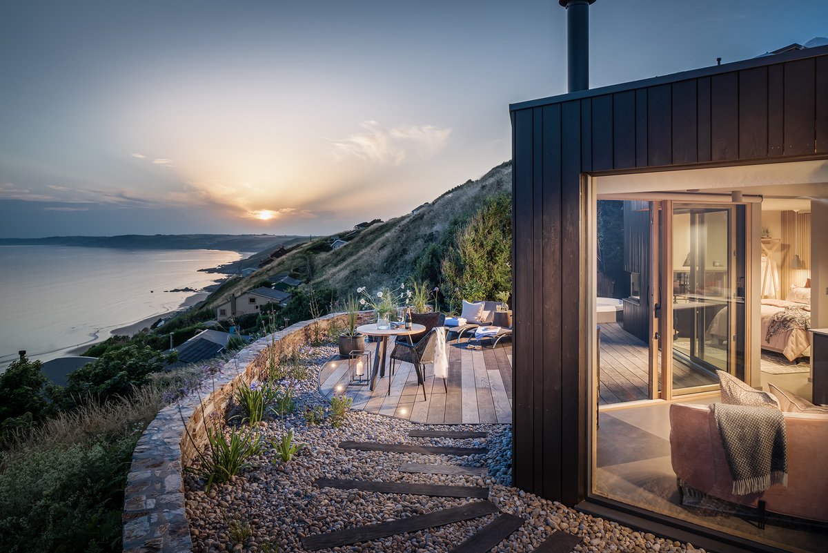 Pl Rt Win a £1000 gift voucher to put towards a retreat of dreams at @BoutiqueRetreat and its curated collection of luxury homestays #win #giveaway #competition bit.ly/3PPqGmU