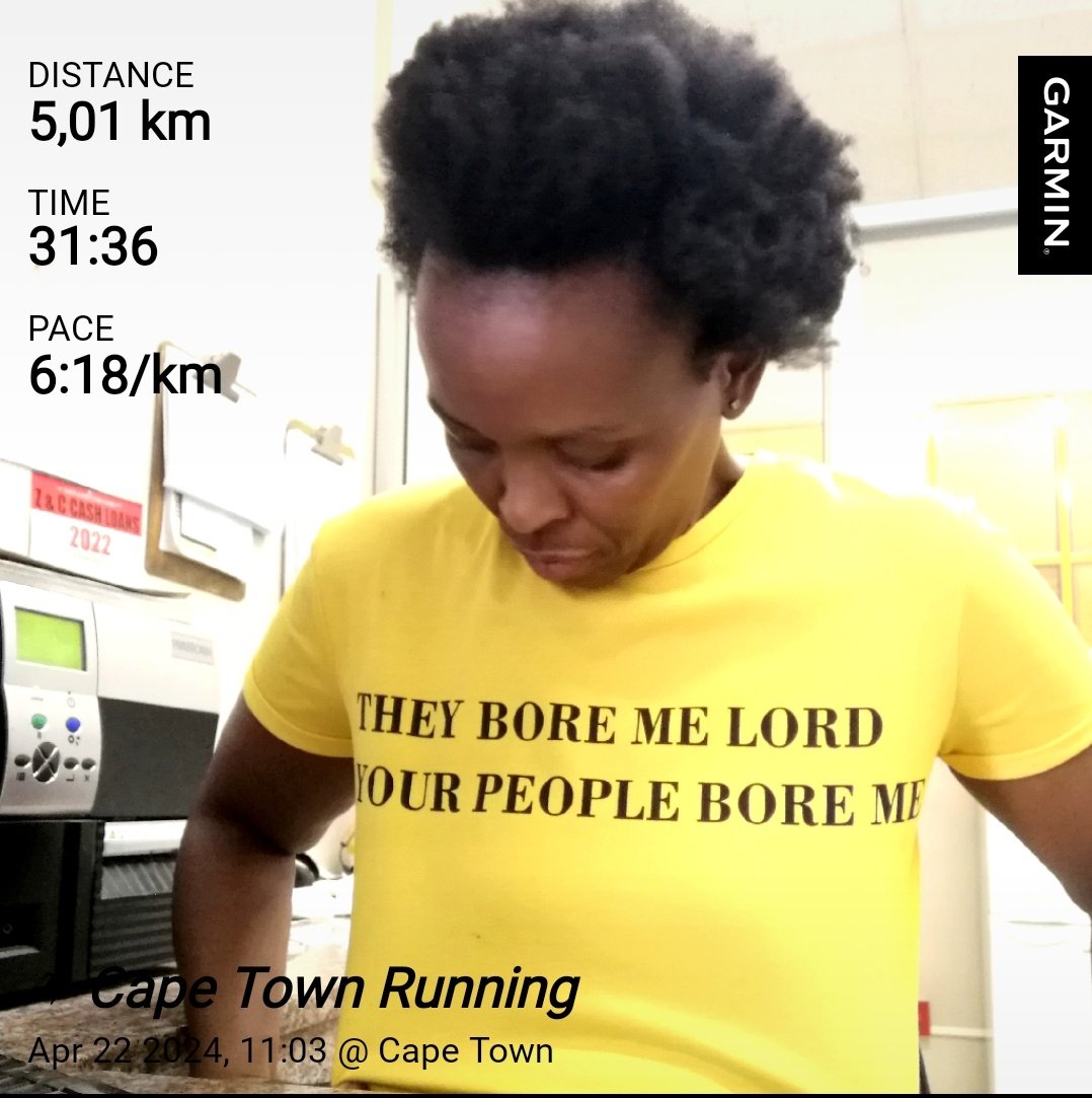 small small, after a whole week of flu 🤧🤒

#Running
#RunnersDiaries
#IPaintedMyRun
#TheStreetsAreCalling
#FetchYourBody2024
#RunningWithTumiSole