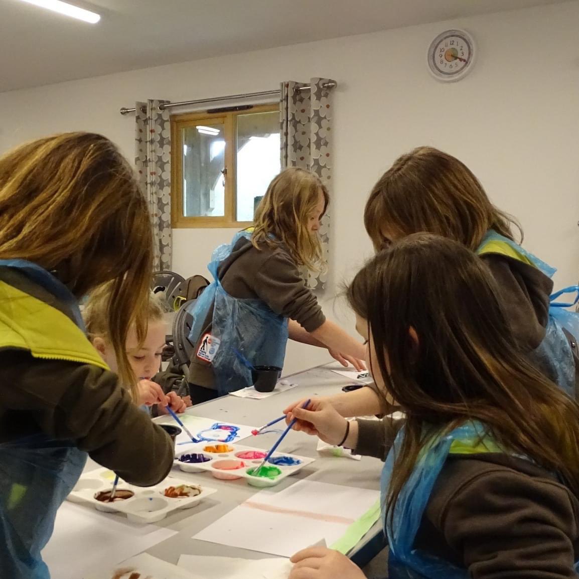 Inspired by Earth Day, an art session including stick weaving, watercolour pencils, drawing and painting.

#BeingOystercatchers #EarthDay
#Girlguiding