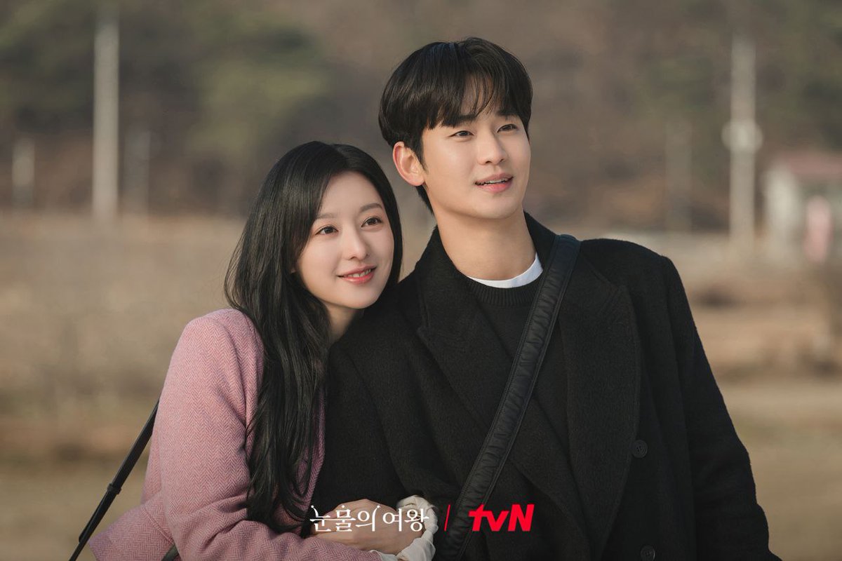 kdrama_menfess's tweet photo. •kdm• 🔥 Queen of Tears
Cinta siapa yang lebih besar?
Baek Hyunwoo atau Hong Haein? https://t.co/JNThNfkLsG