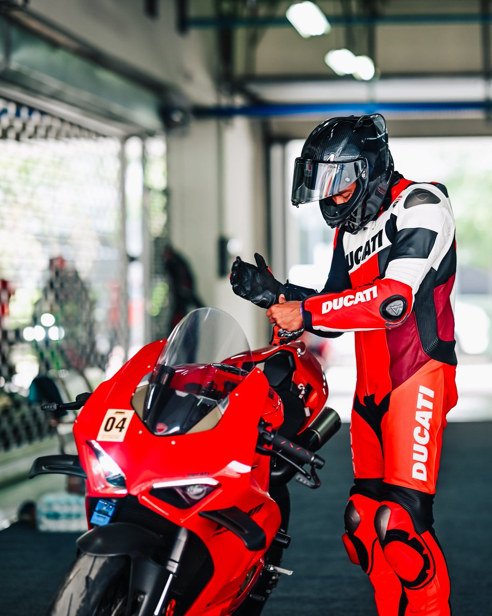 Ducati_India's tweet photo. #DucatiIndia #DucatiDelhi #ISBK #TrackDays https://t.co/61k5d80WmH