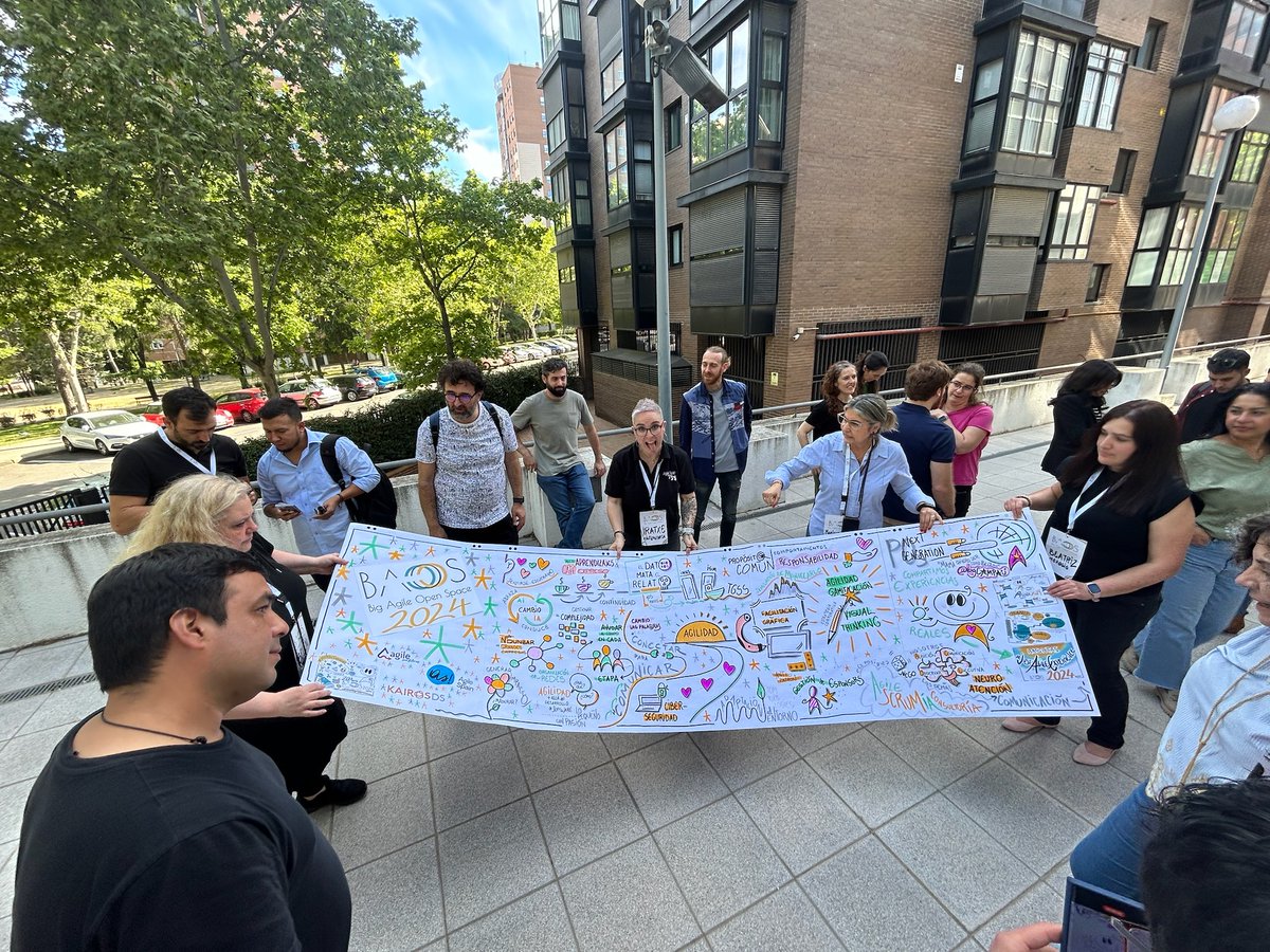 WeAreKairos_'s tweet image. 🙌 ¡Gracias @bigagileos por elegirnos un año más! 🎊

💫 Este sábado tuvo lugar en nuestras oficinas #BAOS2024. ¡Agilistas de diferentes empresas, puntos de España e incluso países sacaron conclusiones muy útiles para todos!

Fue una suerte poder se parte de ello. 🧡