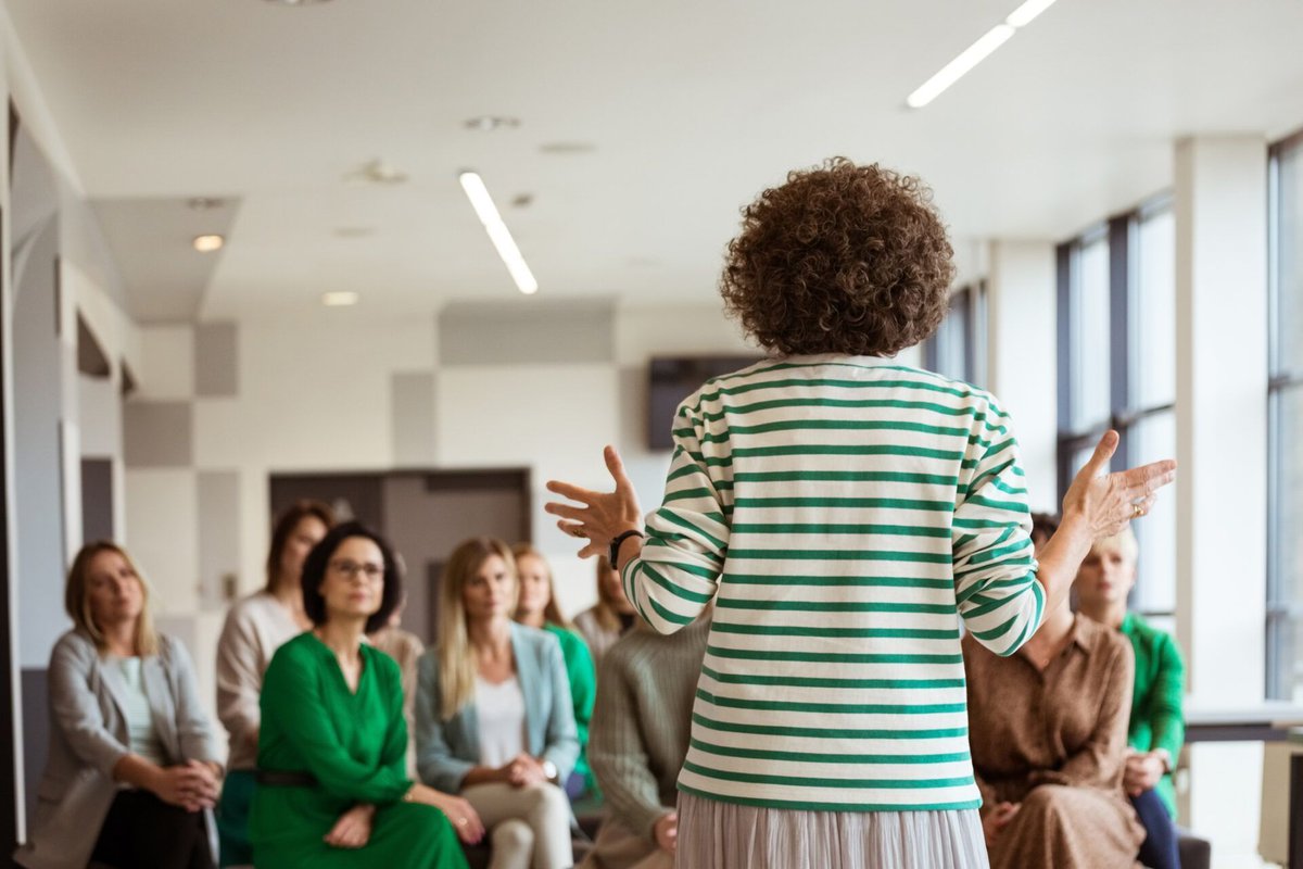 15 - 16 May - Online Level 3 Safeguarding Adults at Risk Training for Managers & Designated Safeguarding Leads. Explore your roles and responsibilities as a manager in terms of safeguarding adults. Learn more and book your place: buff.ly/3PPNy5B