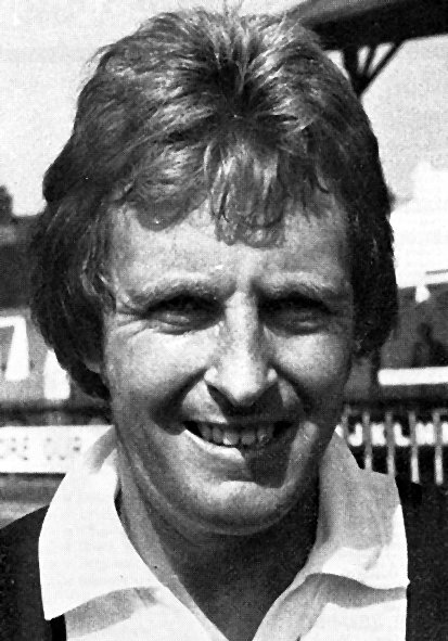 Once a Mariner! 1976 #GTFC winger Norman Whitehead is 76 today! Happy Birthday Norman!