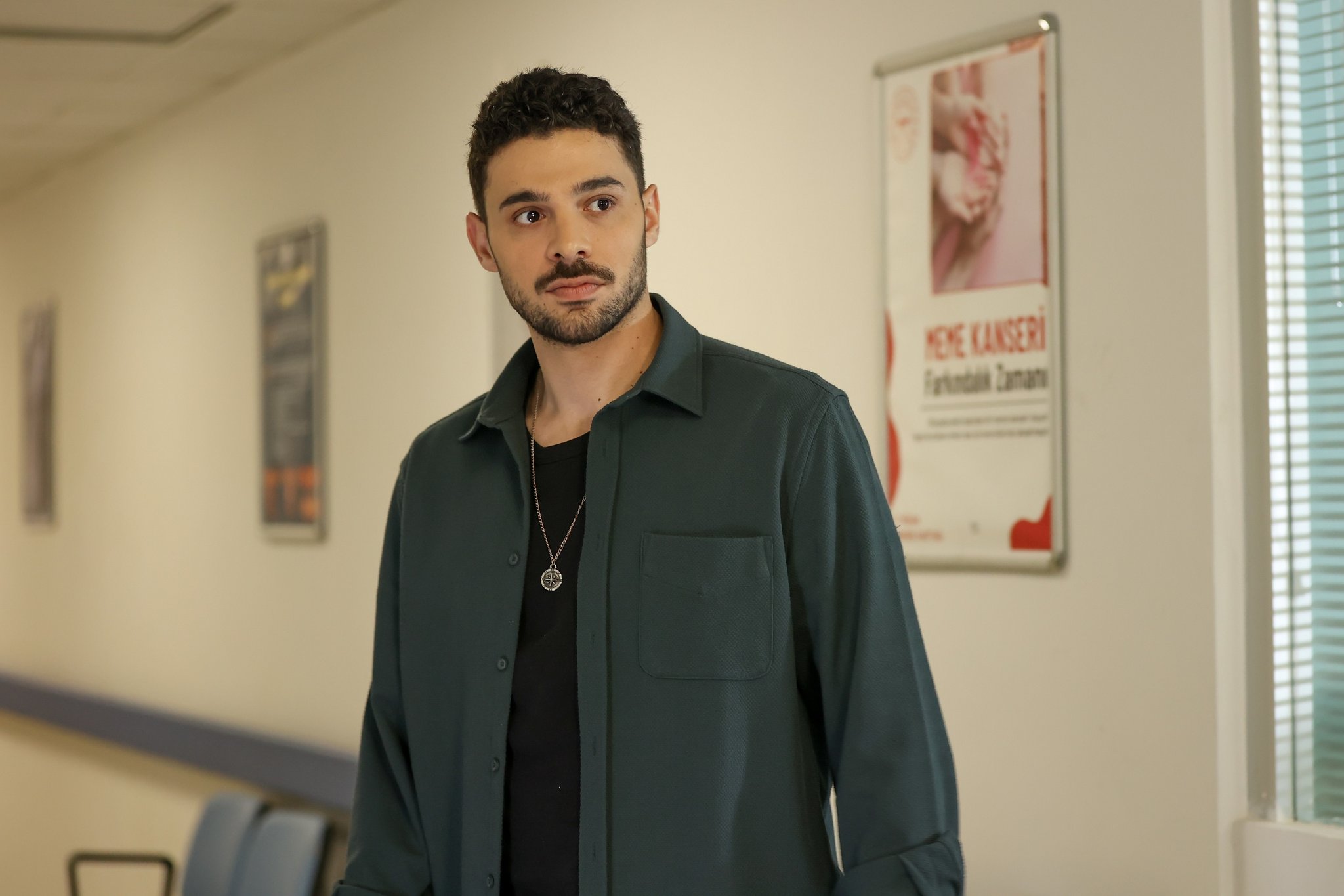 GLwAYfAWMAAmgnY?format=jpg&name=large