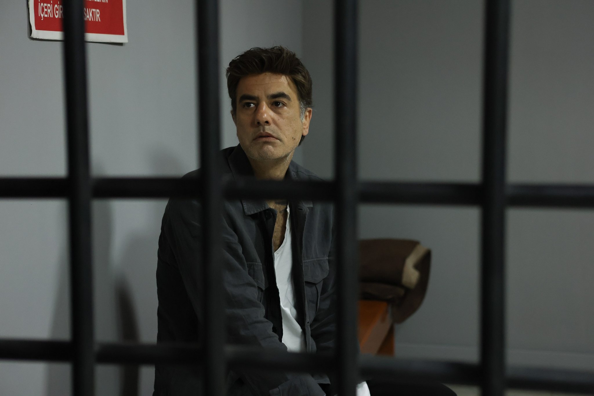 GLwAafJXoAAq15Q?format=jpg&name=large