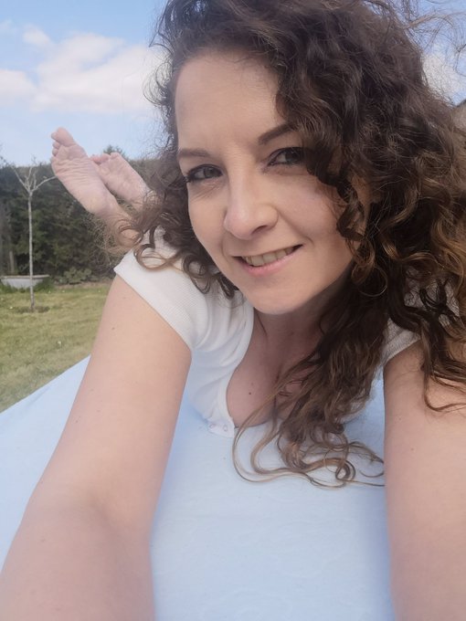 Bon samedi 💋 https://t.co/9LTLwAuNv1