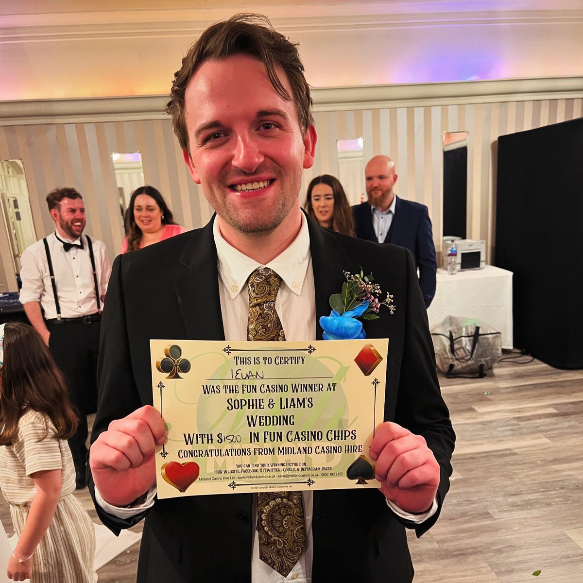 🎉 Huge congrats to Ieuan for hitting the jackpot at Sophie & Liam’s Wedding at @Warwick_House in Southam! 🎰 Winning 1500 fun casino chips definitely made the night unforgettable! 🌟 #Entertainment #Events #Weddings #Parties #FunCasinos #Southam #Warwickshire #midlands 🎊🥳🃏