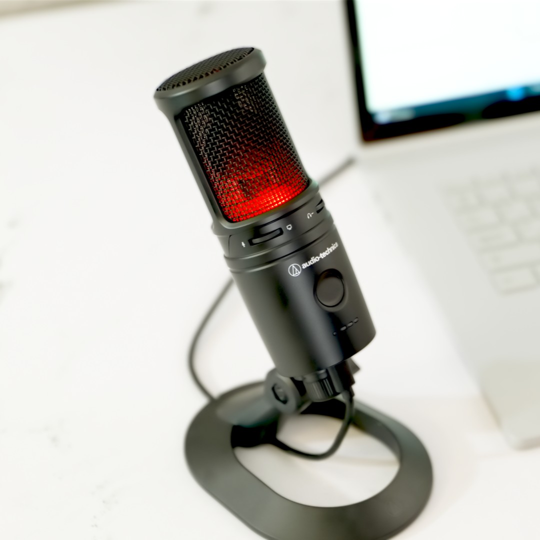 Experience the ultimate customization with our AT2020USB-XP #microphone tailored to your needs. Choose from three levels of noise reduction based on your needs. Ready for perfect clarity? 🎙️ 💪