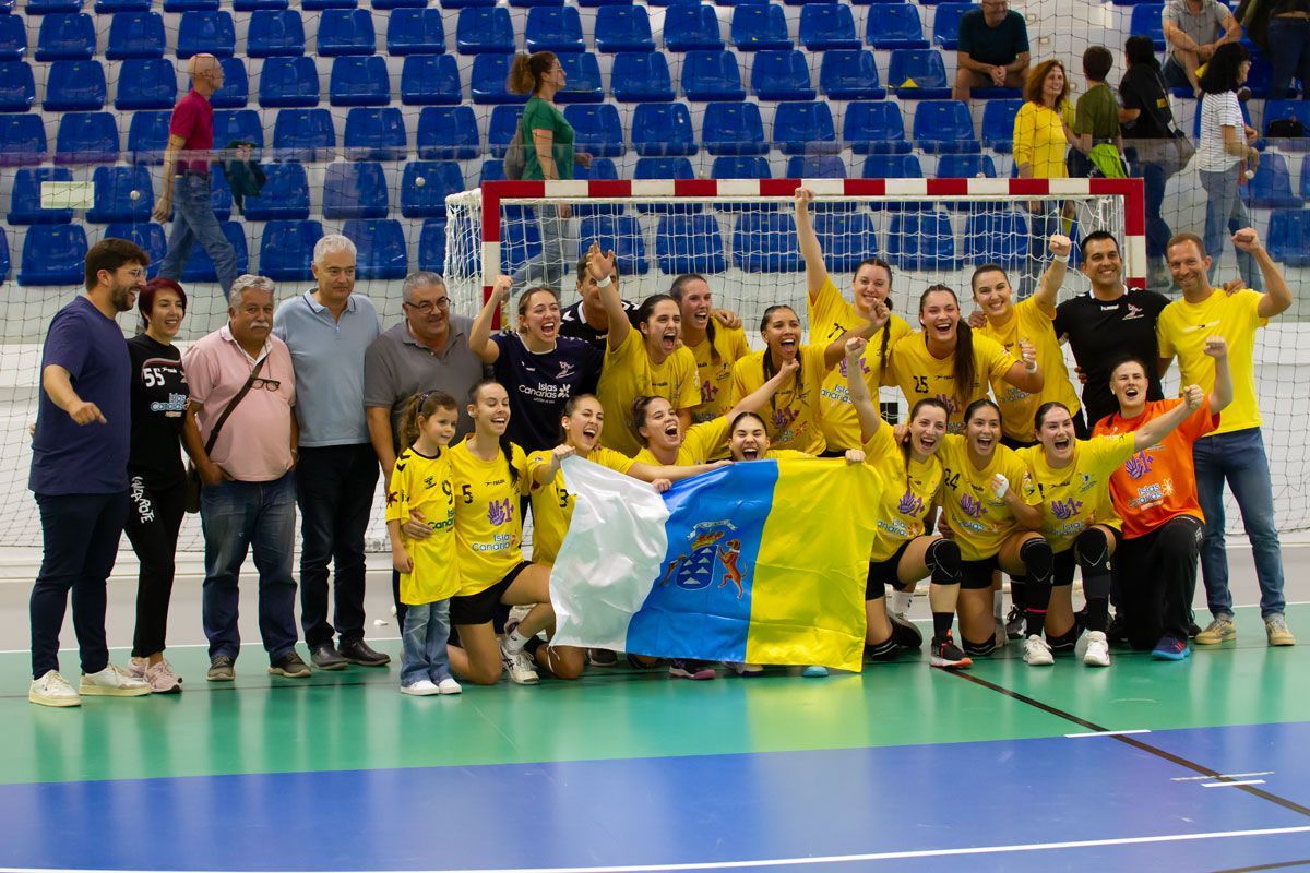 🤾 ¡ @cbptodelcarmen se proclama Campeón de la DH Plata Femenina 2024!

🏆 Queremos felicitar a @cbptodelcarmen que recientemente ha logrado proclamarse Campeón de la DH Plata Femenina del Grupo A y se convierte automáticamente en equipo de DH Oro Femenina

👏🏻¡Muchas felicidades!