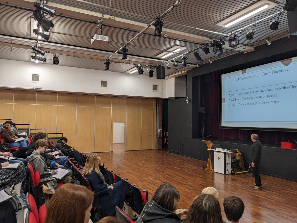 HolyCrossBury's tweet image. We were delighted that students from Xaverian College, Dr Yazid Said and Dr Robert Booth from the Liverpool Hope University joined us on our Theology Study Day.  Students were invited to explore Christian understanding of events within Jewish scriptures and the New Testament.
