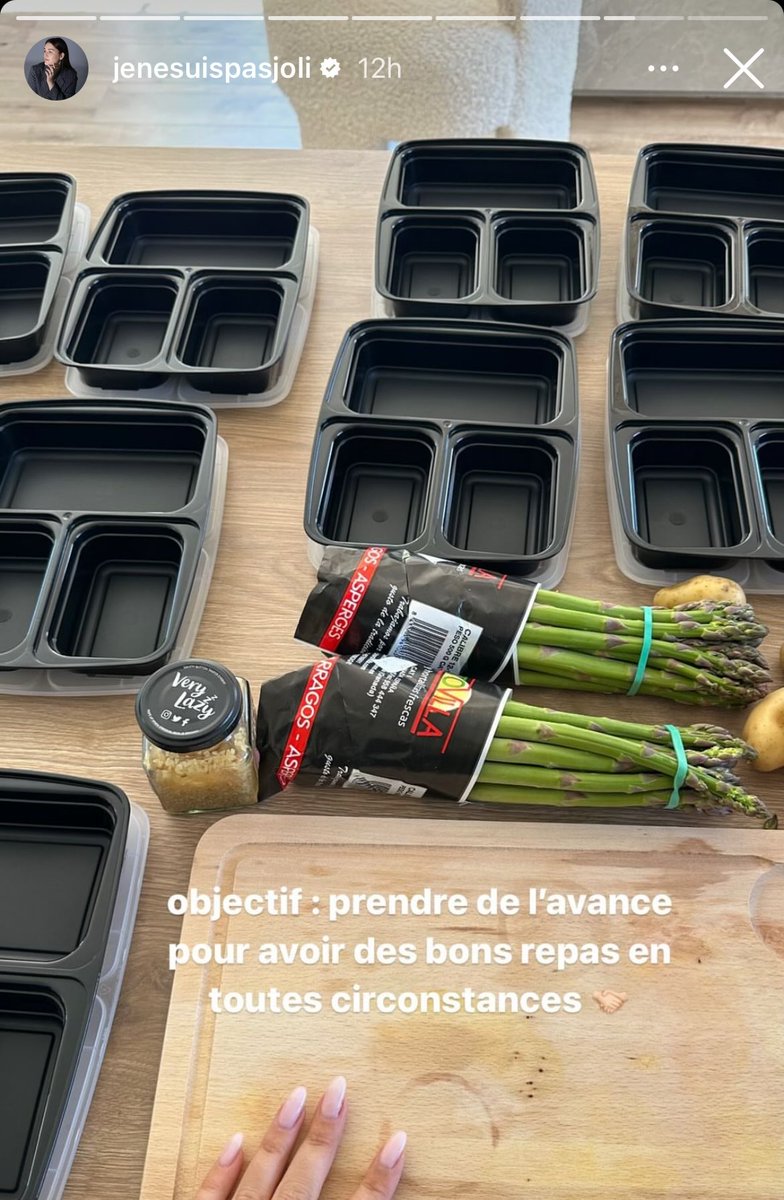 pouceverslebas's tweet image. C’est réutilisable et lavable ces barquettes en plastique j’espère ? 🧐