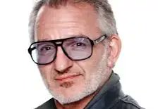 vanloon_jan's tweet photo. Patrick Kicken: Korte radiogeruchten week 16: https://t.co/famaP2lSfL Radio geruchten ben benieuwd Pat, voor Frank vd L einde radio Marissa goeie zet een dame in de ochtend, Jeroen v I lijk mij sterkt dat hij niet op prime time wil Jeroen hoort door de week op de radio toch. https://t.co/m4QFNKsmCP