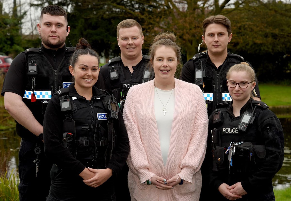 RoamingRoyston's tweet photo. Celebrating Courageous Cops!  Delighted to say the suit is dug out, the hair is cut. And I've found my shoes. Awards season for the #MartisMedia team has returned! We will be with @TVPFED this Thursday night celebrating a fantastic 40 #police officers. Can't wait. #TVPFedBravery https://t.co/KMkrvSNX9D