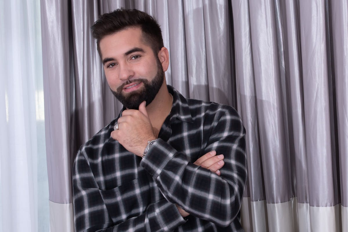 JPOPBUZZ's tweet image. Une grosse pensée à Kendji Girac
qui a été blessé par balle sur une aire de communauté de gens du voyage à #Biscarrosse, il a été transporté à l’hôpital de #Bordeaux #KendjiGirac