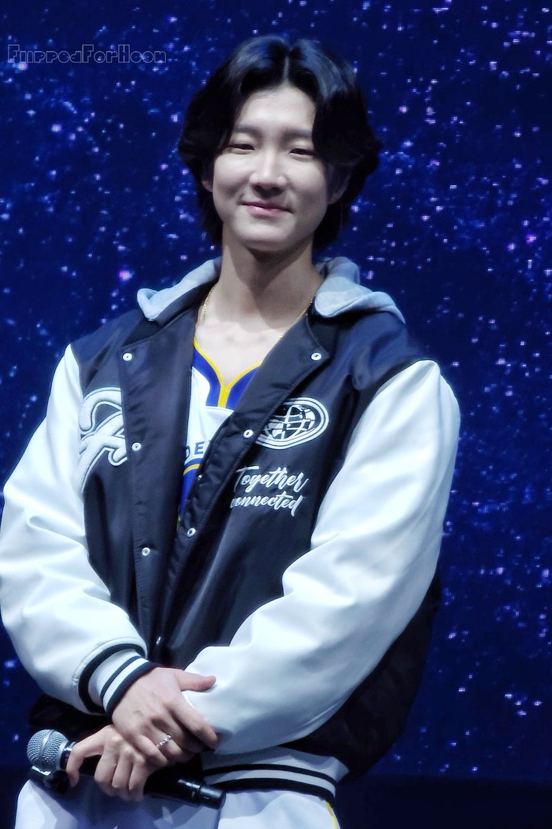 240421

好久不见

#WINNER_UNIVERSITY_Fanmeet2024

#HOONY #이승훈 <a href="/official_hoony_/">official_hoony_</a> 
#WINNER #위너