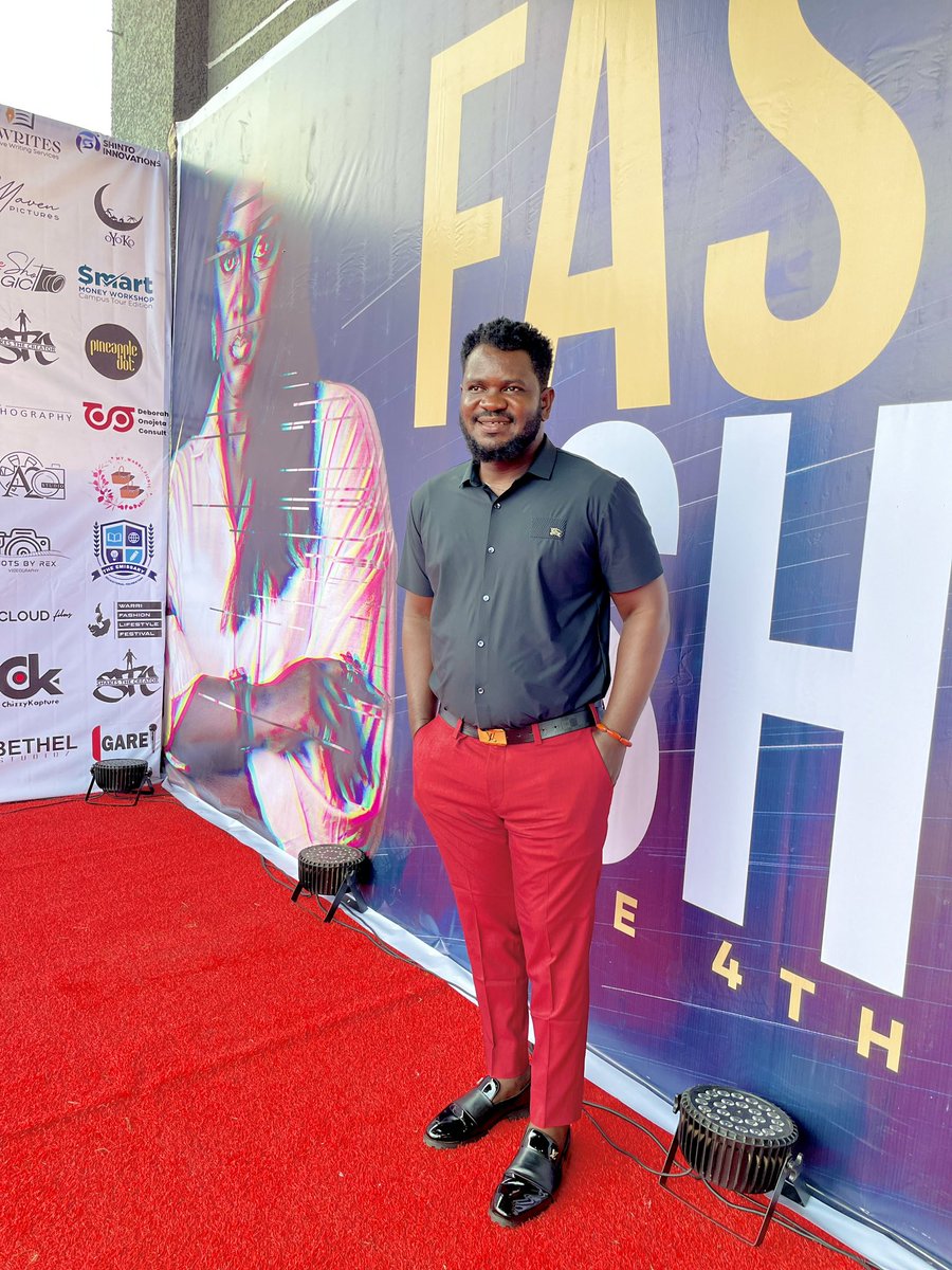 Yawpenfriend231's tweet photo. Here to witness and be part of History, The Warri Fashion and Lifestyle Festival is on. The Longest Fashion show in the world (Guinness World Record Attempt)
#ifypineapple #wflf #longestfashionrunway #guinessworldrecord
#100hourmarathon #fashionrecordbreaker #longestfsshionshow https://t.co/8bDsFLWlol