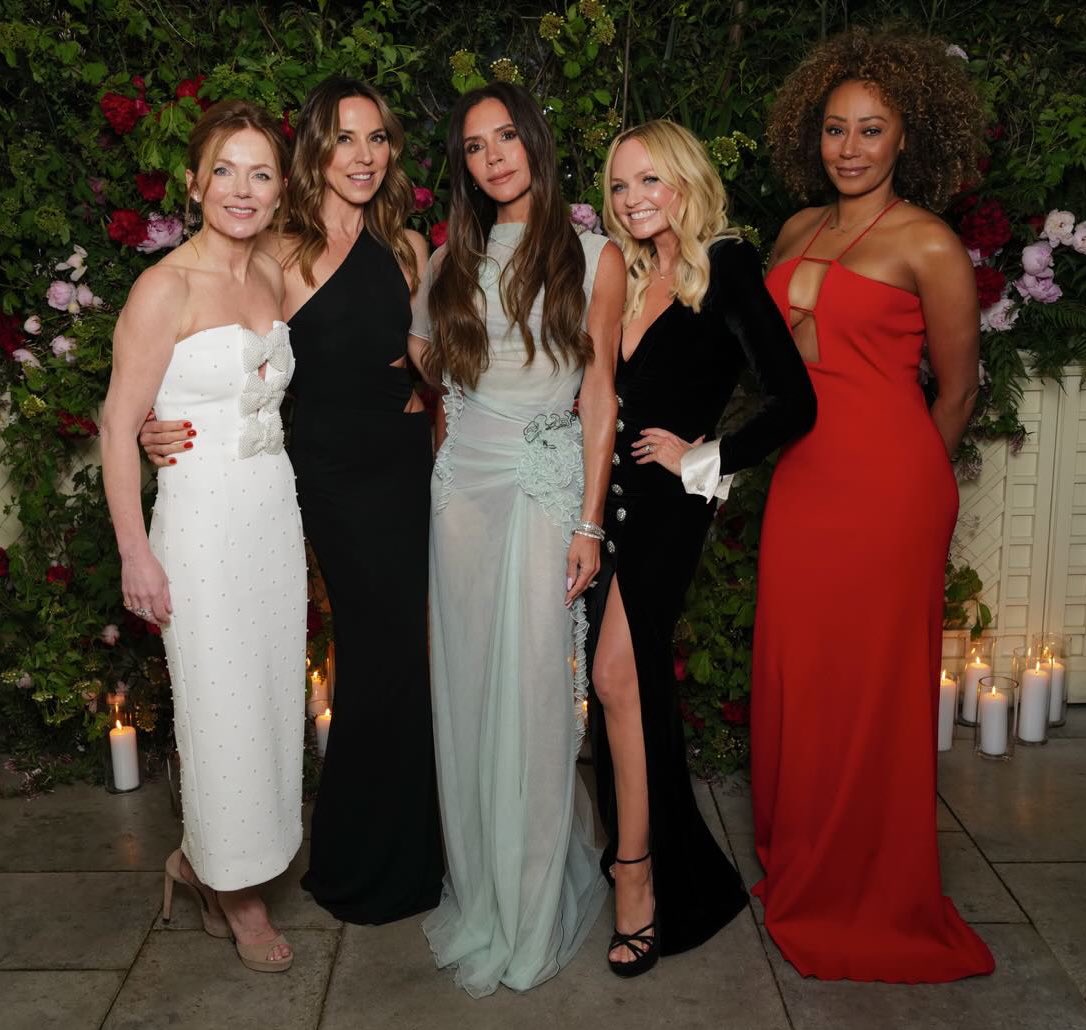 Melanie C / Mel C (@melaniecmusic) on Twitter photo An absolutely beautiful evening celebrating our <a href="/victoriabeckham/">Victoria Beckham</a> and of course things got Spicy!
So much love for <a href="/victoriabeckham/">Victoria Beckham</a> <a href="/GeriHalliwell/">Geri Horner</a> @emmaleebunton @officialmelb #friendshipneverends #girlpower An absolutely beautiful evening celebrating our <a href="/victoriabeckham/">Victoria Beckham</a> and of course things got Spicy!
So much love for <a href="/victoriabeckham/">Victoria Beckham</a> <a href="/GeriHalliwell/">Geri Horner</a> @emmaleebunton @officialmelb #friendshipneverends #girlpower