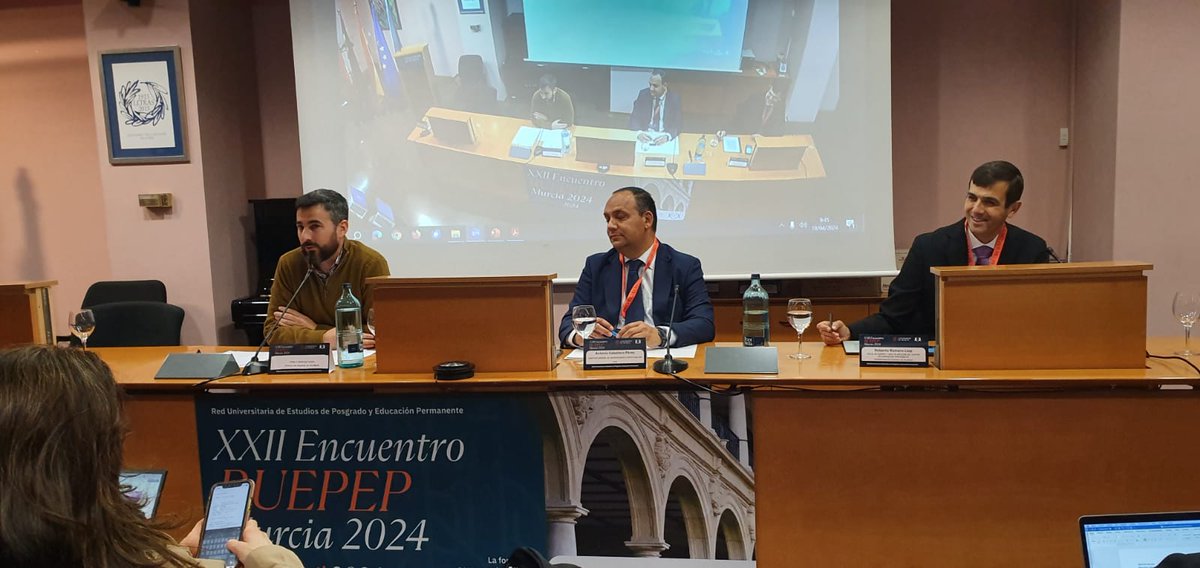 🔹El viernes @ucomur participó en el XXII Encuentro de la Red Universitaria de Estudios de Postgrado y Educación Permanente @RUEPEP. 👉Hablamos de microcredenciales, de la #cooperativa de #emprendedores #Testéalo y de la importancia de dirigir la formación a sectores emergentes.