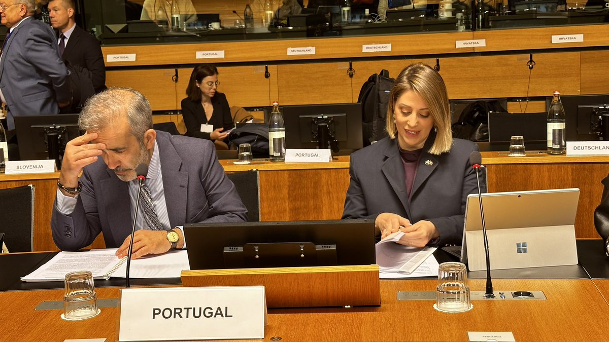 #FAC | 🇪🇺 Ministers of Foreign Affairs are today in Lux. Ministers are discussing Russia's aggression against 🇺🇦, the situation in the Middle East and Sudan. @PauloRangel_pt Minister for @nestrangeiro_pt and Secretary of State for @defesa_pt Ana Isabel Xavier represents 🇵🇹