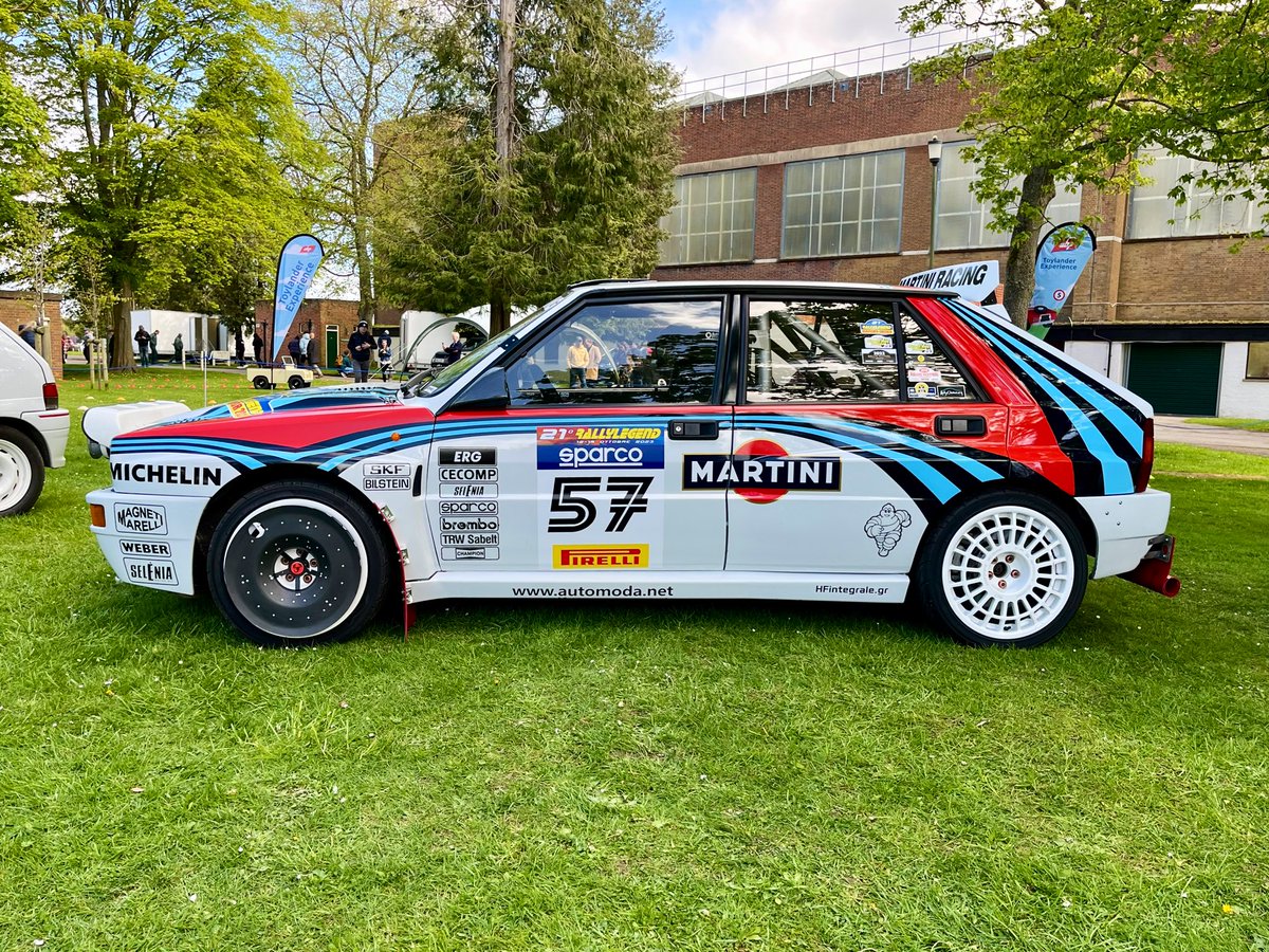 #MartiniMonday by #Lancia!