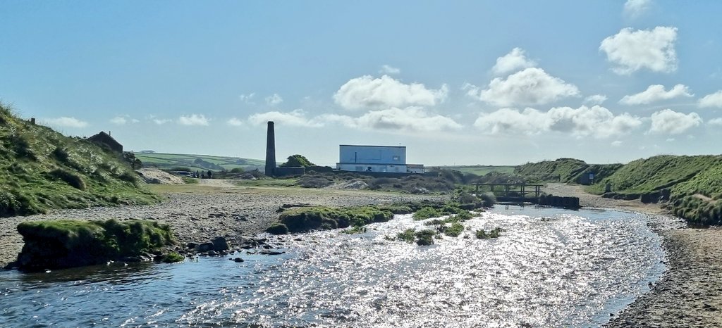 #MondayMorning 

Our local beach is Gwithian, and whatever the weather is always spectacular!

Nice to have a little sunshine to fill the soul in the Great Outdoors!

#Cornwall