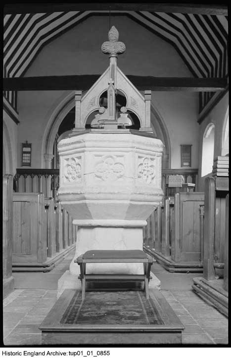 Can you help us track down this church font? 🕵️ It may be in #Surrey, photographed in 1930s or 1940s. This is one of many unsolved mysteries which you can see in our Flickr group 👇 flickr.com/groups/histori… #ArchiveDetectives #ArchiveMystery