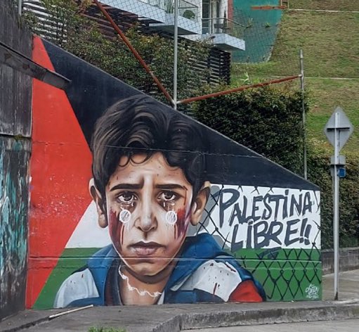 “Free Palestine” seen in Manizales, Colombia. 🍉✊🏿❤️📸:@HoyPalestina
